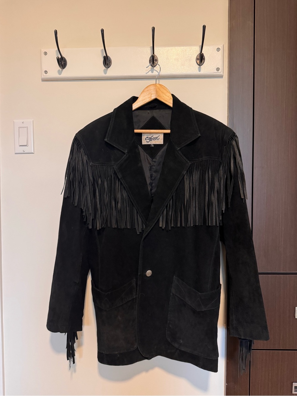 Gorgeous Vintage Fringed Suede Jacket - Black